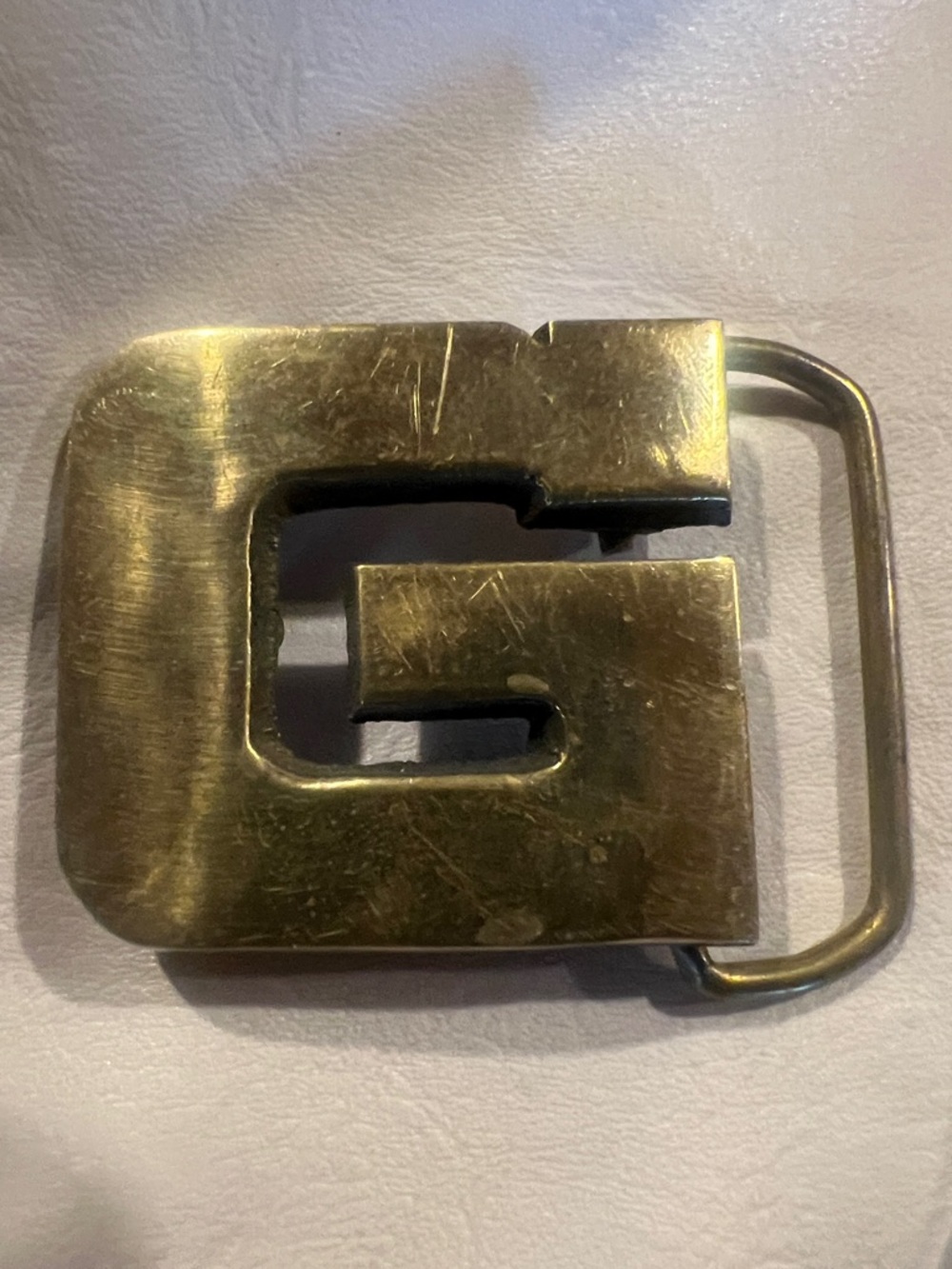 Solid Brass G-Shaped Belt Buckle - Gold Tone